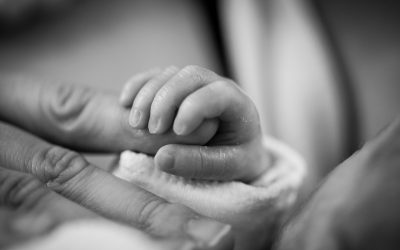 DEPRESSIONE POST PARTUM: FATTORI DI RISCHIO E DI PROTEZIONE